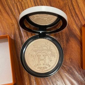 Poudre d'Orfevre, Face and eye illuminating powder, Limited edition